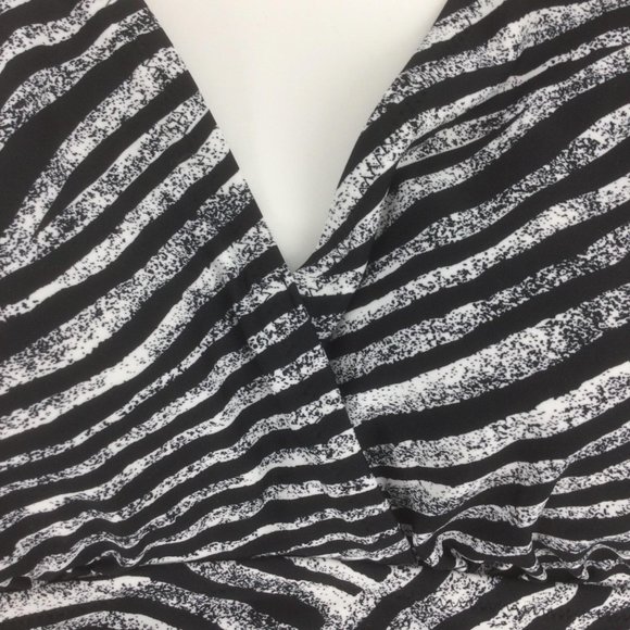 Raisins Curve Black Swimsuit Plus Size 14W One Piece White Zebra Print Side Tie - Picture 7 of 12